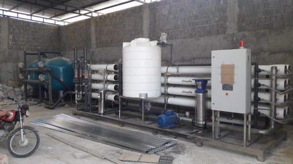  دستگاه آب شیرین کن کشاورزی به ظرفیت 900 متر مکعب در شبانه روز برای TDS8000 PPM